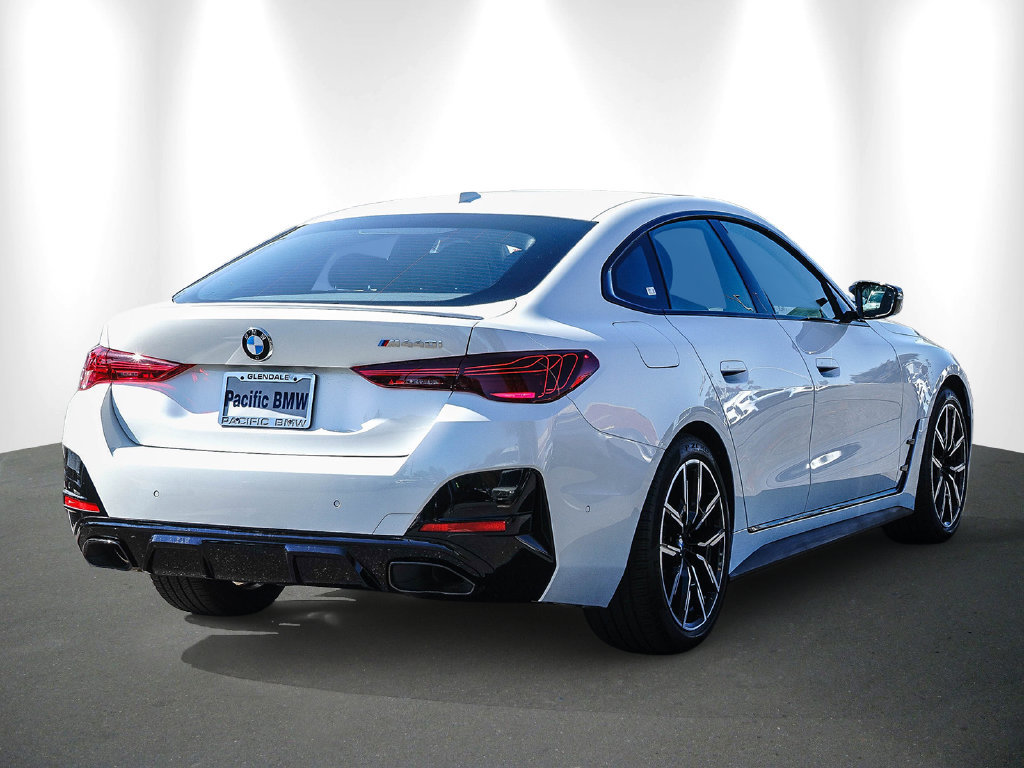 Used 2025 BMW M440i RWD image 6