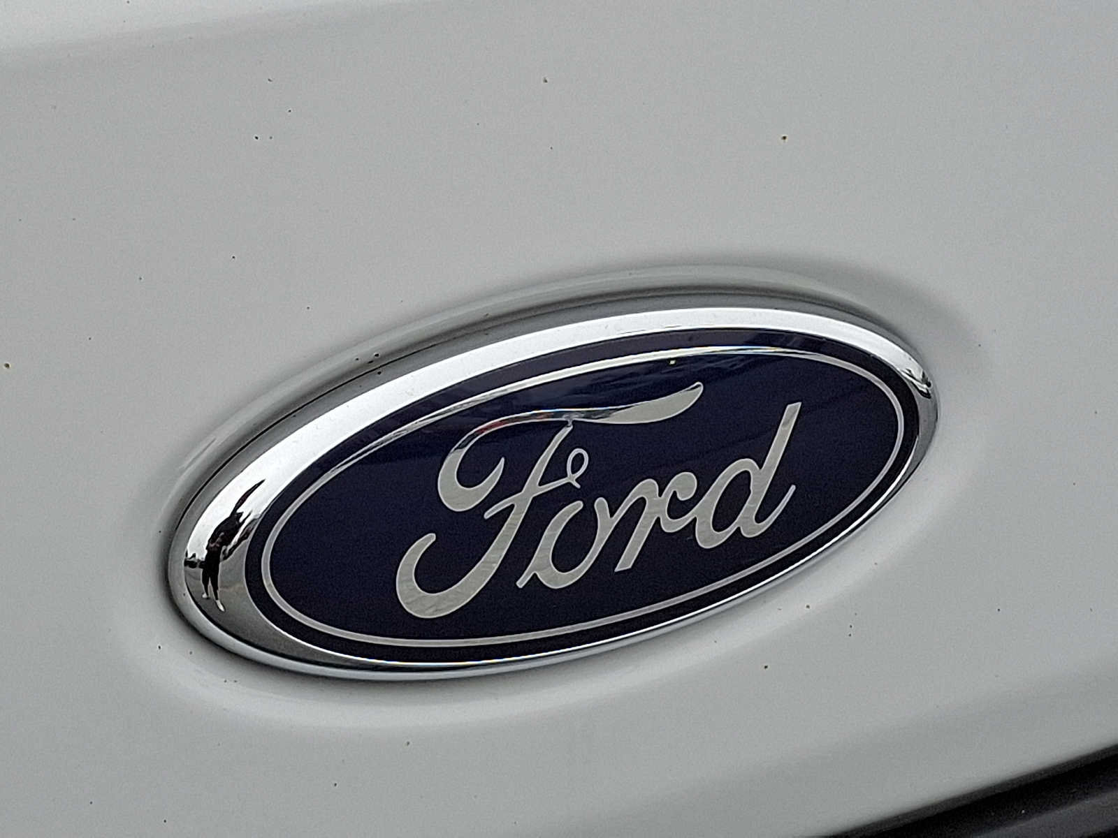 Used 2025 Ford Transit 350 148 High Roof Extended DRW w/ Exterior Upgrade Package AWD/4WD image 29