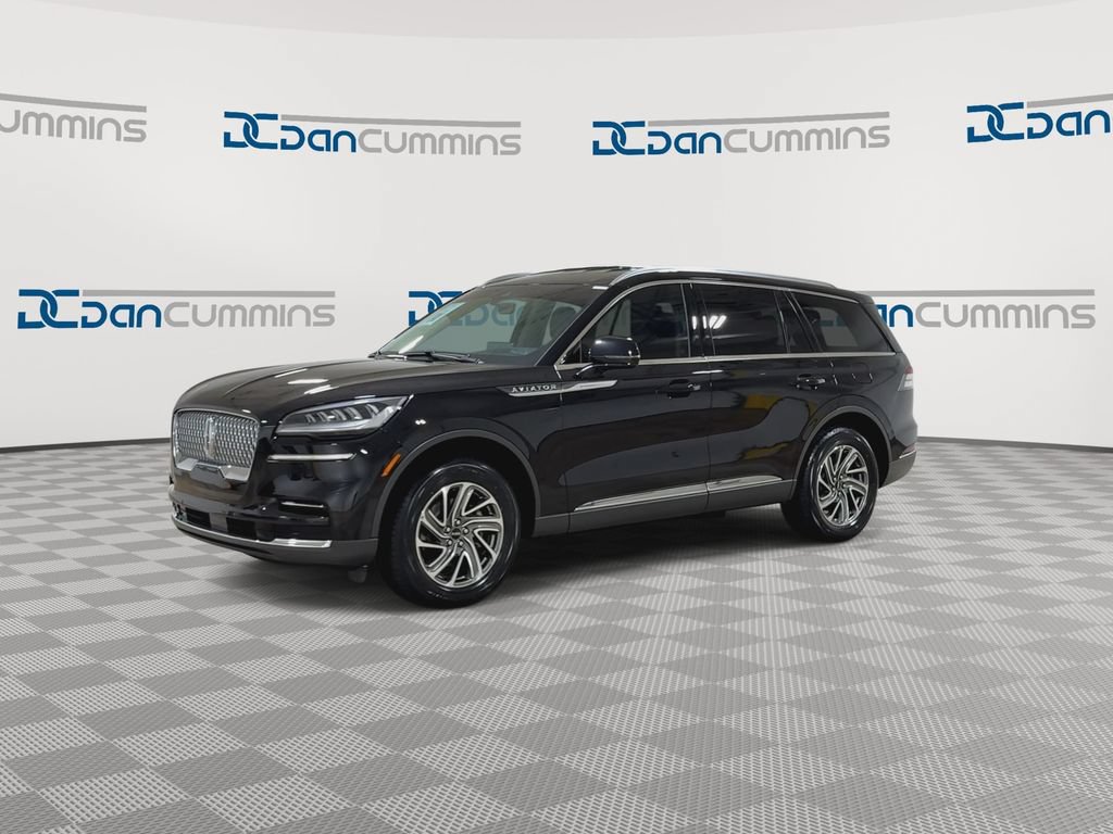 Used 2023 Lincoln Aviator AWD image 4