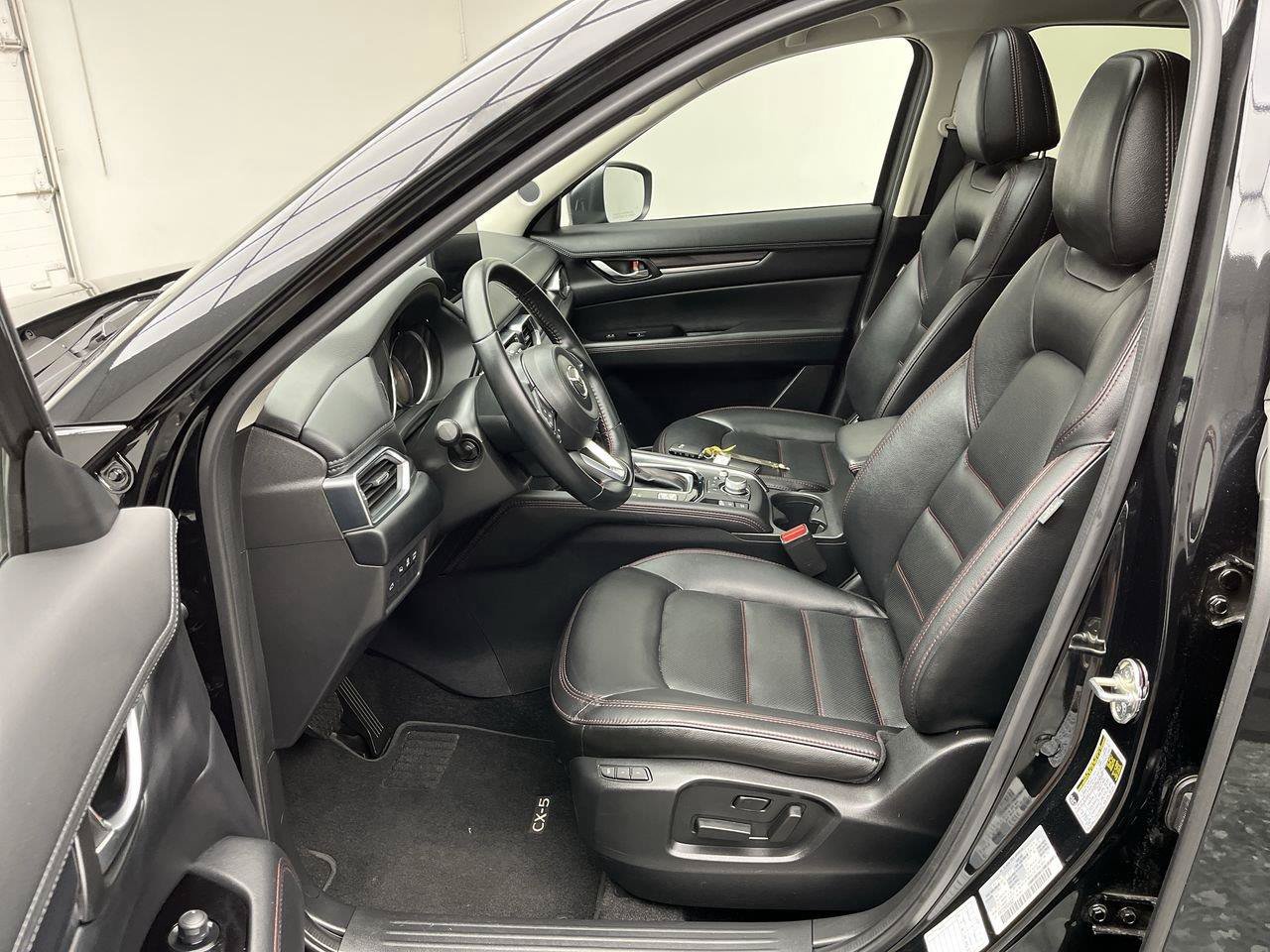 Certified 2025 MAZDA CX-5 Carbon Edition AWD/4WD image 3