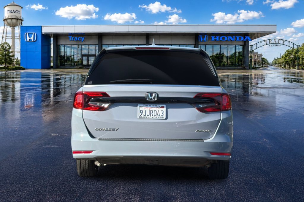 Certified 2024 Honda Odyssey Sport image 8
