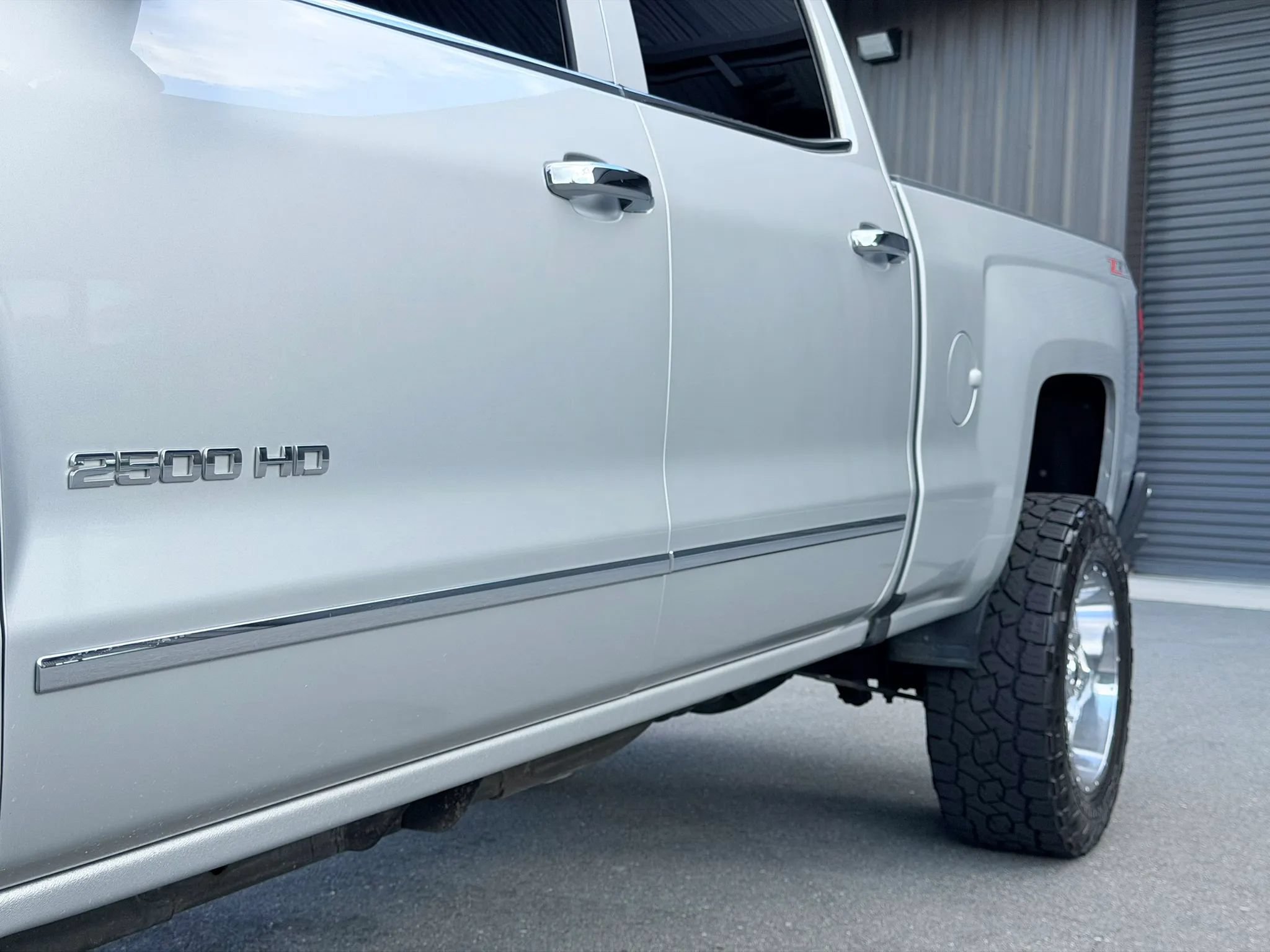 Used 2017 Chevrolet Silverado 2500 LTZ w/ Duramax Plus Package AWD/4WD image 18