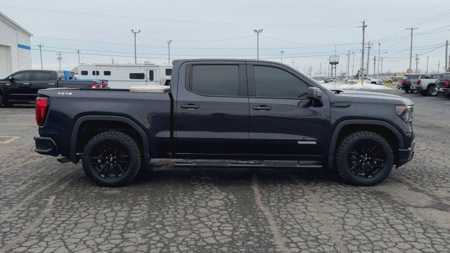 Used 2022 GMC Sierra 1500 Elevation image 9