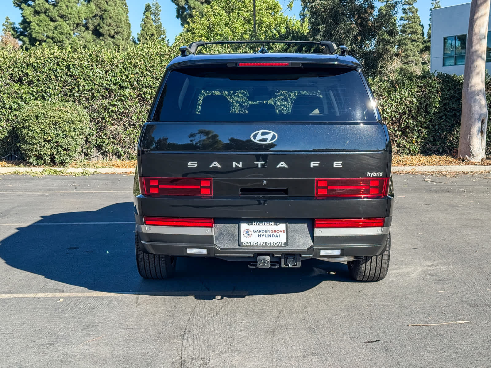 Used 2025 Hyundai Santa Fe Limited FWD image 5