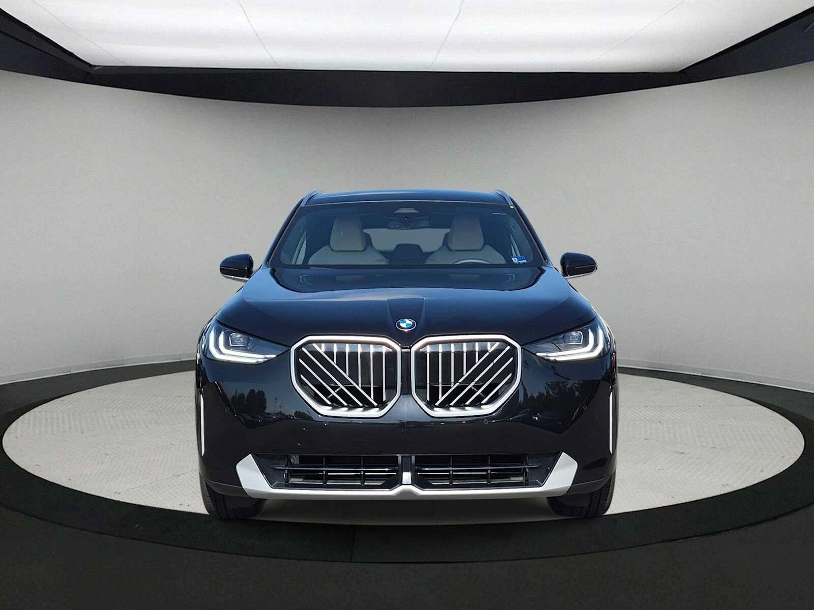 Used 2026 BMW X3 xDrive30i w/ Convenience Package AWD/4WD image 3