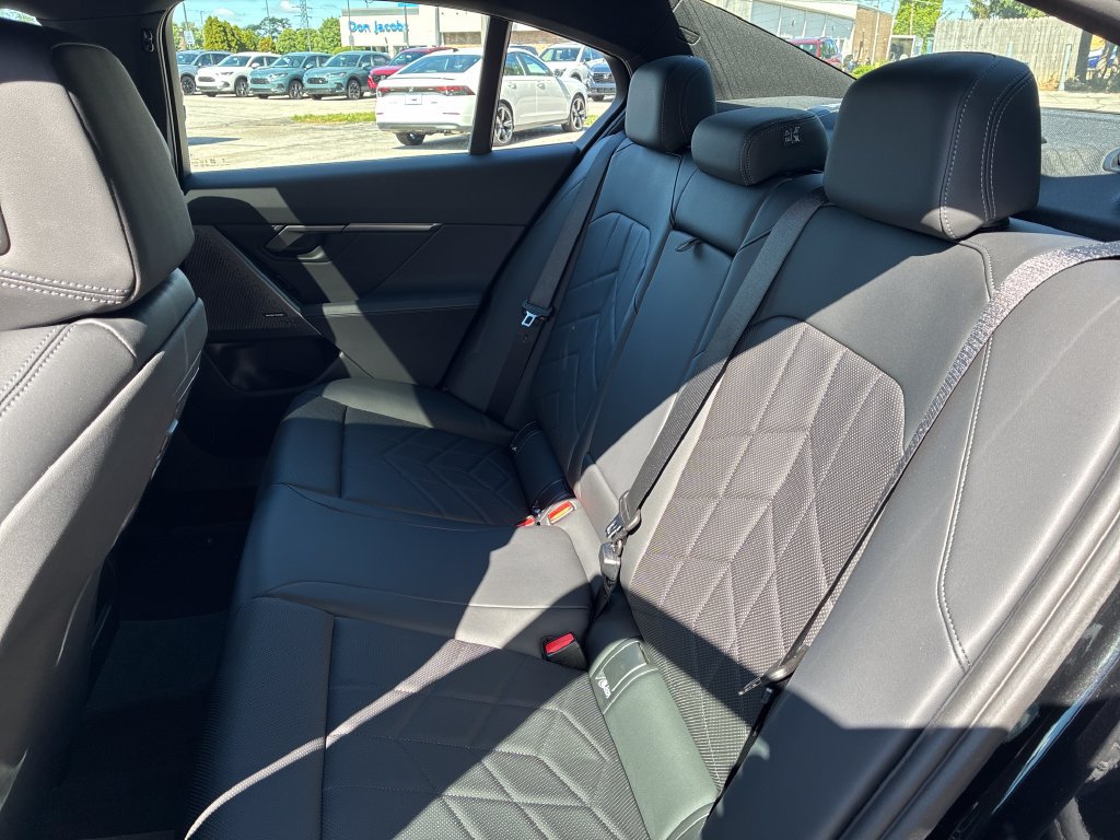 New 2027 BMW 530i xDrive w/ M Sport Package AWD/4WD image 19
