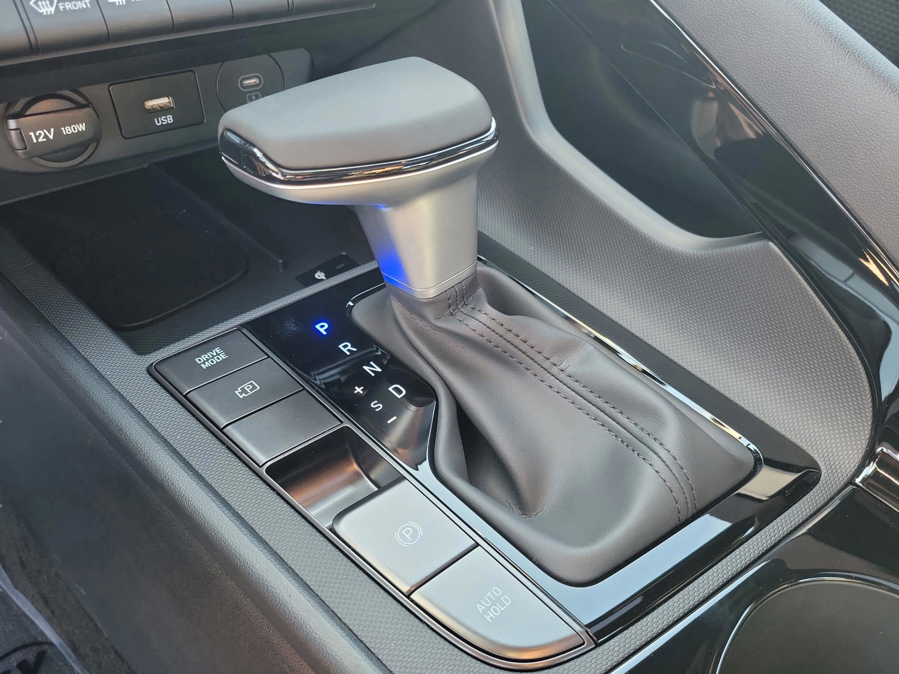 New 2026 Hyundai Elantra SEL Sport image 13