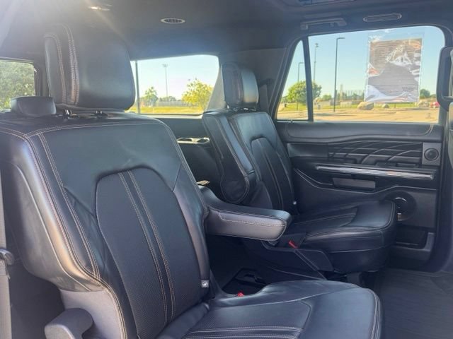 Used 2024 Ford Expedition Max Platinum AWD/4WD image 29