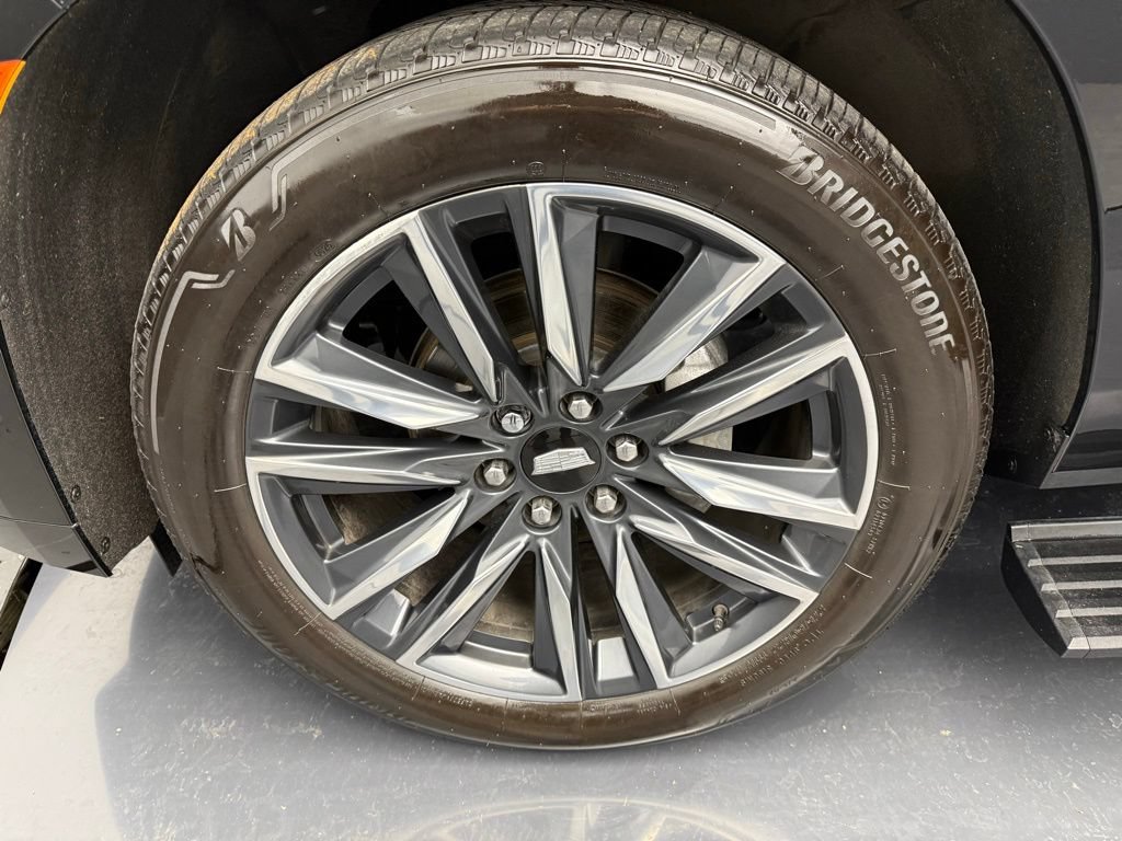 Used 2023 Cadillac Escalade Sport Platinum w/ Heavy-Duty Trailer Package AWD/4WD image 35
