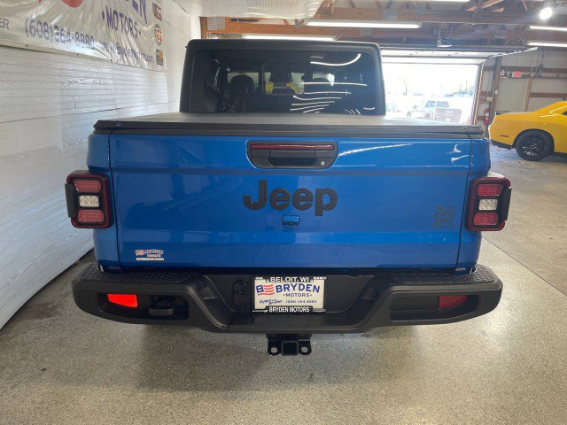 New 2026 Jeep Gladiator Sport S image 4