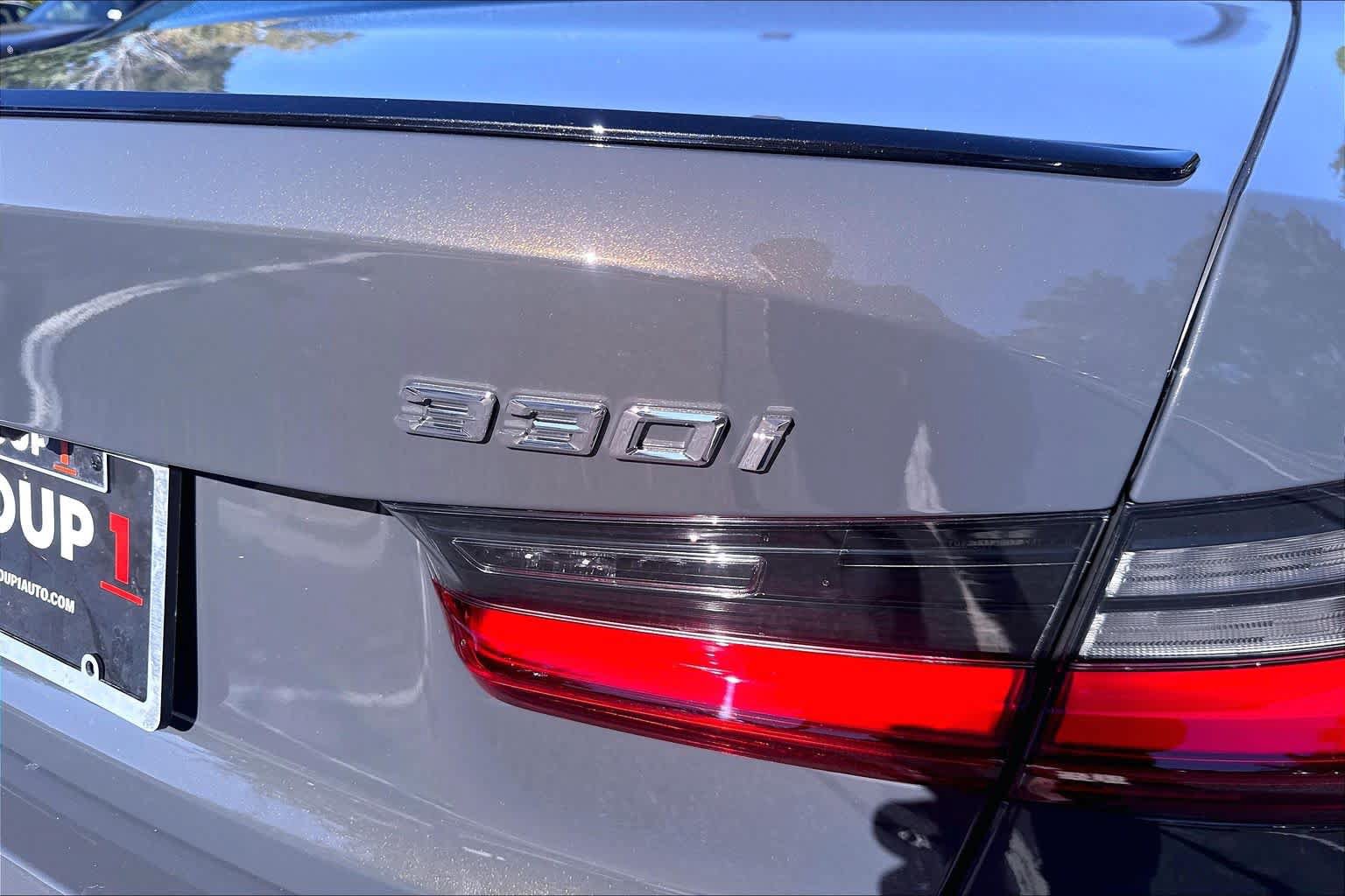 New 2026 BMW 330i Sedan w/ M Sport Package RWD image 15