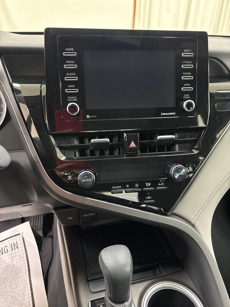 Used 2024 Toyota Camry LE FWD image 12