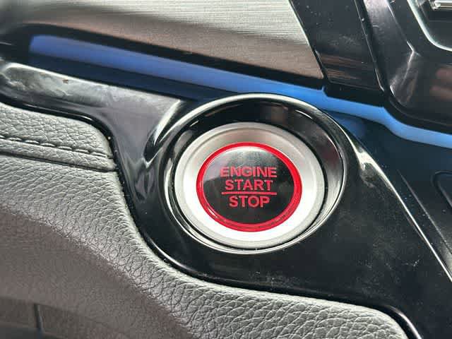 Used 2023 Honda Odyssey Touring image 12