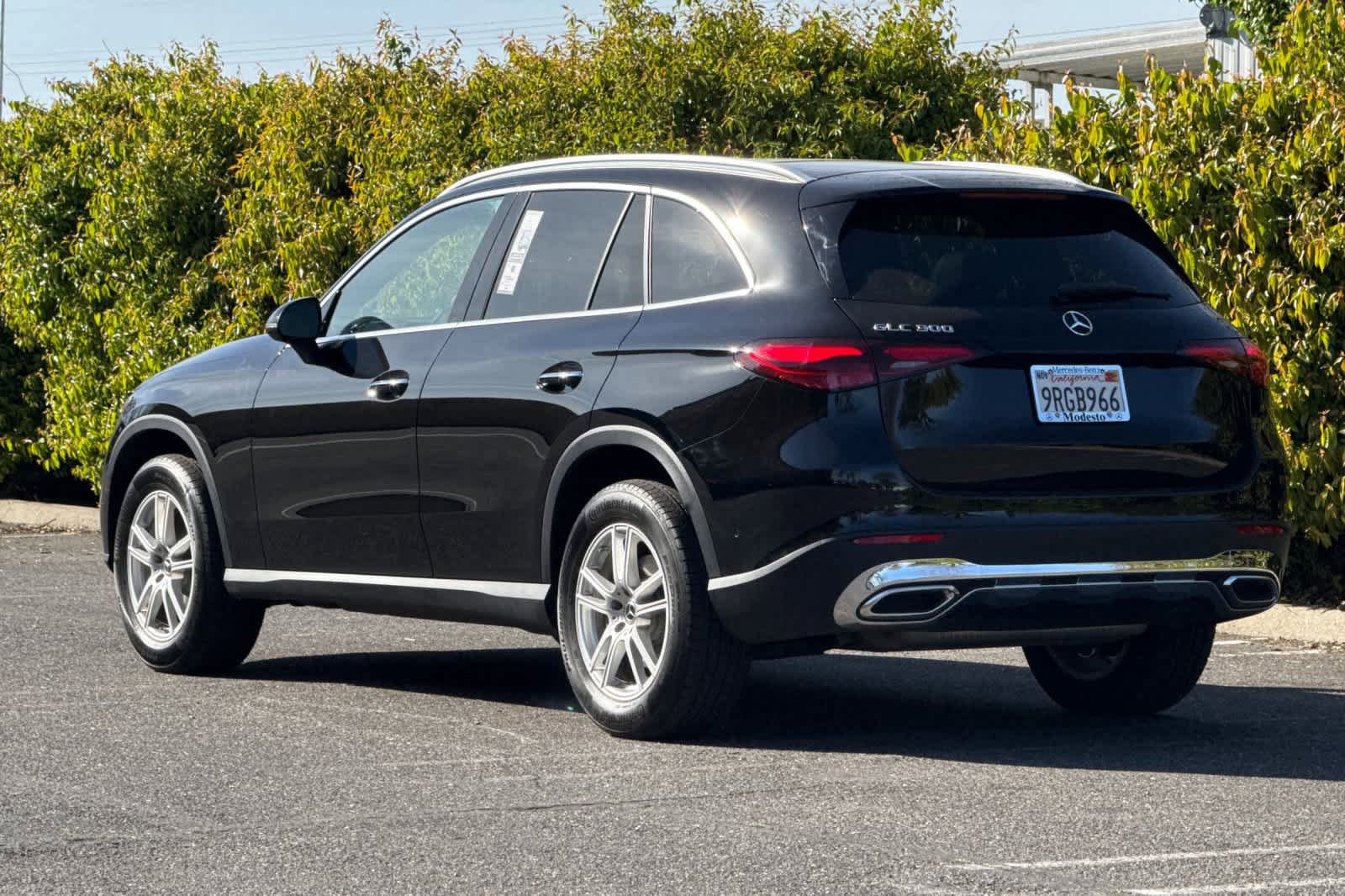 Certified 2025 Mercedes-Benz GLC 300 image 5