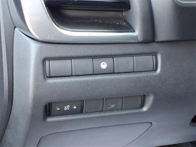 Certified 2023 Nissan Rogue SV image 46