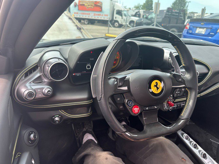 Used 2022 Ferrari F8 Tributo image 24