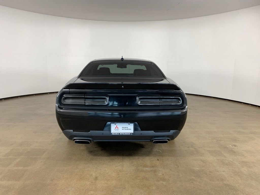 Used 2015 Dodge Challenger R/T Plus RWD image 10