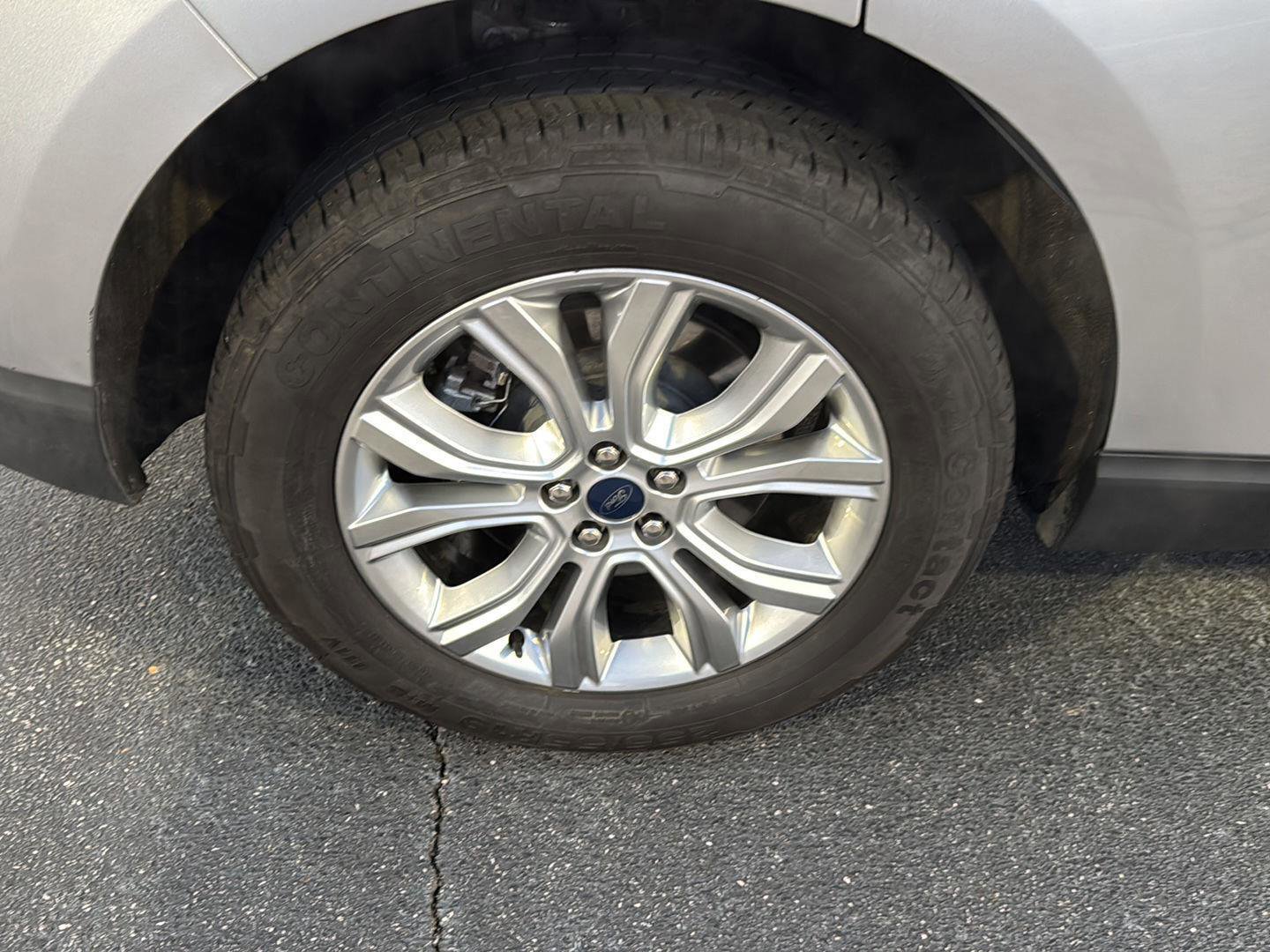 Used 2022 Ford Edge Titanium image 32