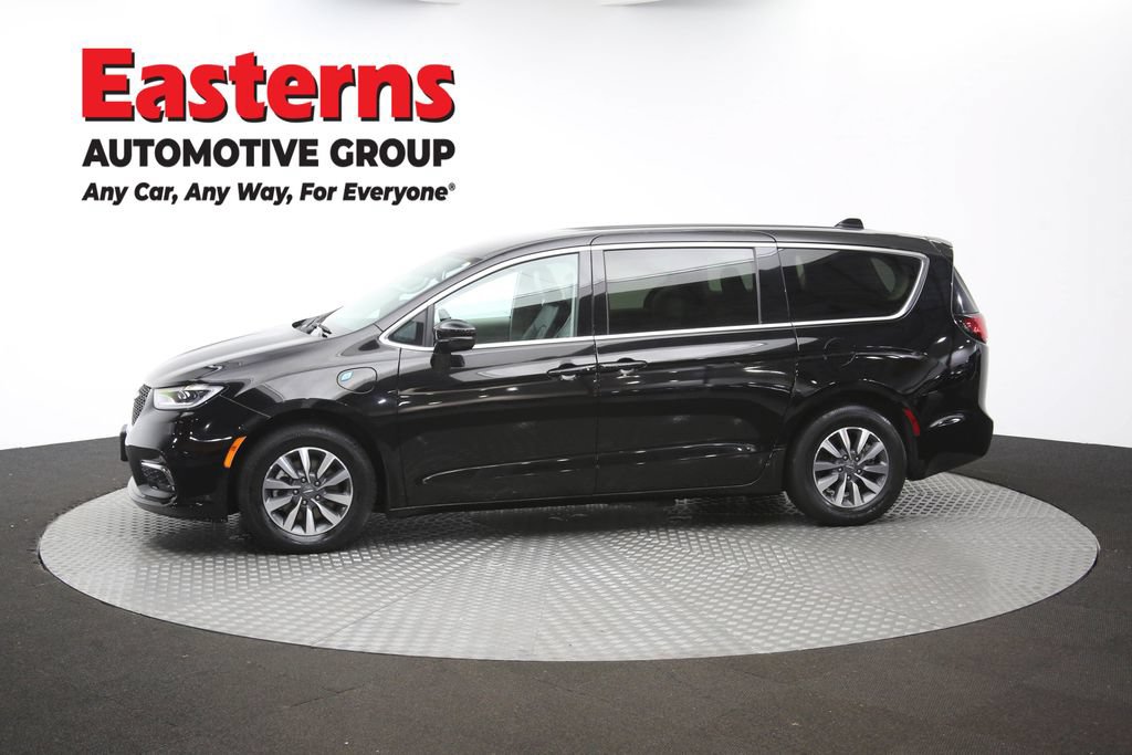 Used 2024 Chrysler Pacifica Limited FWD image 59