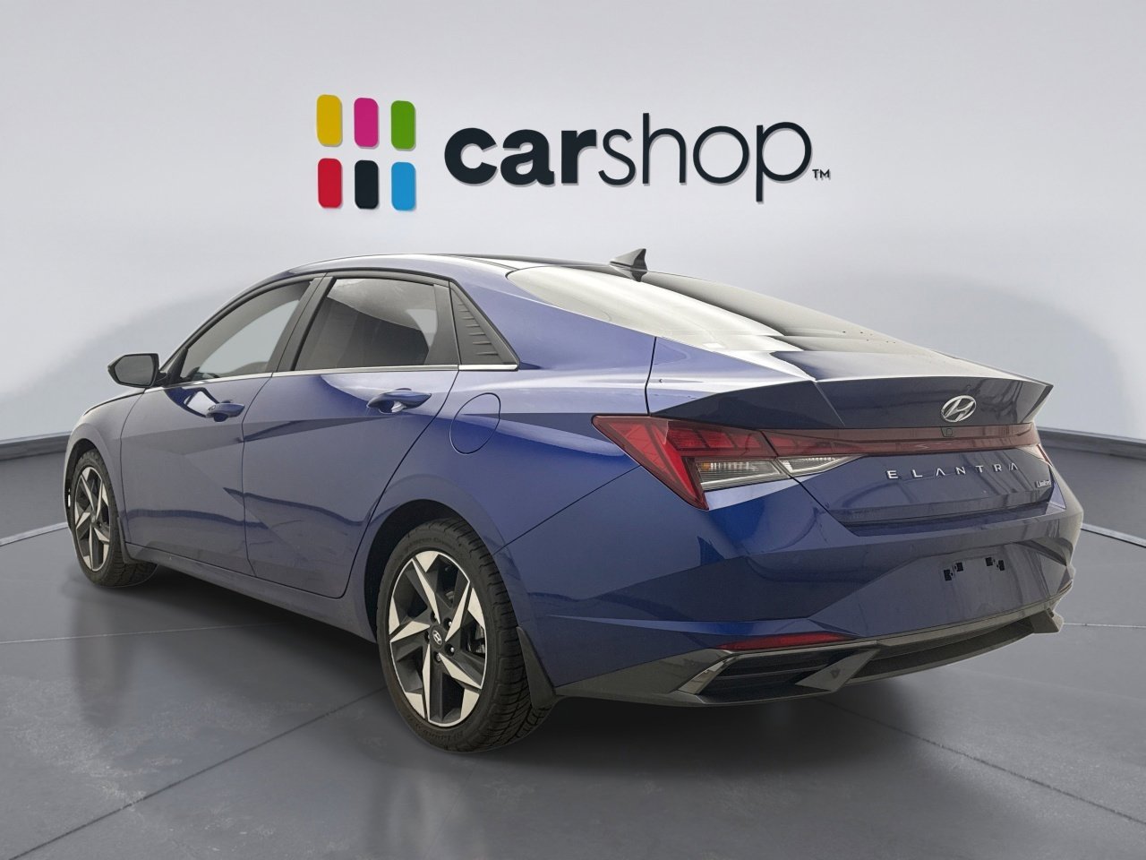 Used 2021 Hyundai Elantra Limited image 2