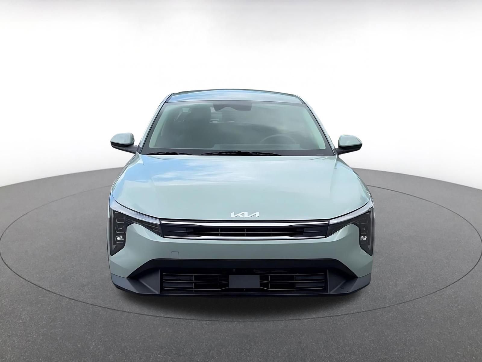 Used 2025 Kia K4 FWD image 3