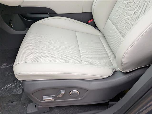 New 2026 Hyundai Santa Fe SEL FWD image 4