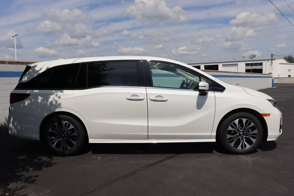 Certified 2026 Honda Odyssey Elite image 6