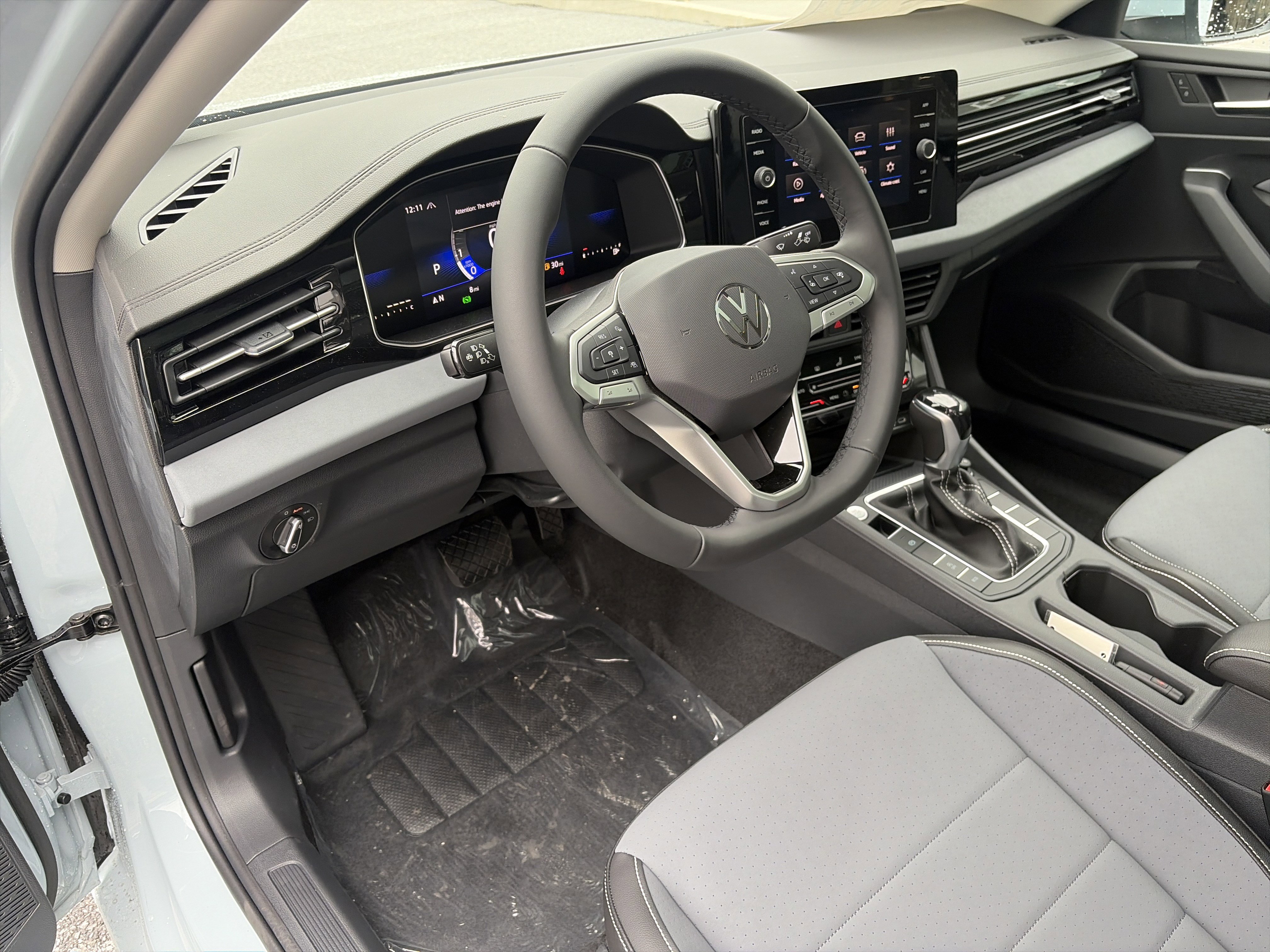 New 2026 Volkswagen Jetta SE image 12