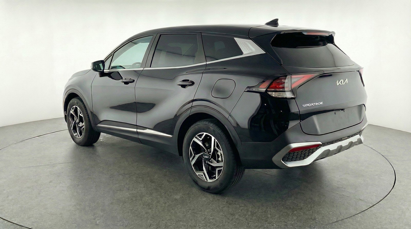 Used 2025 Kia Sportage LX image 6