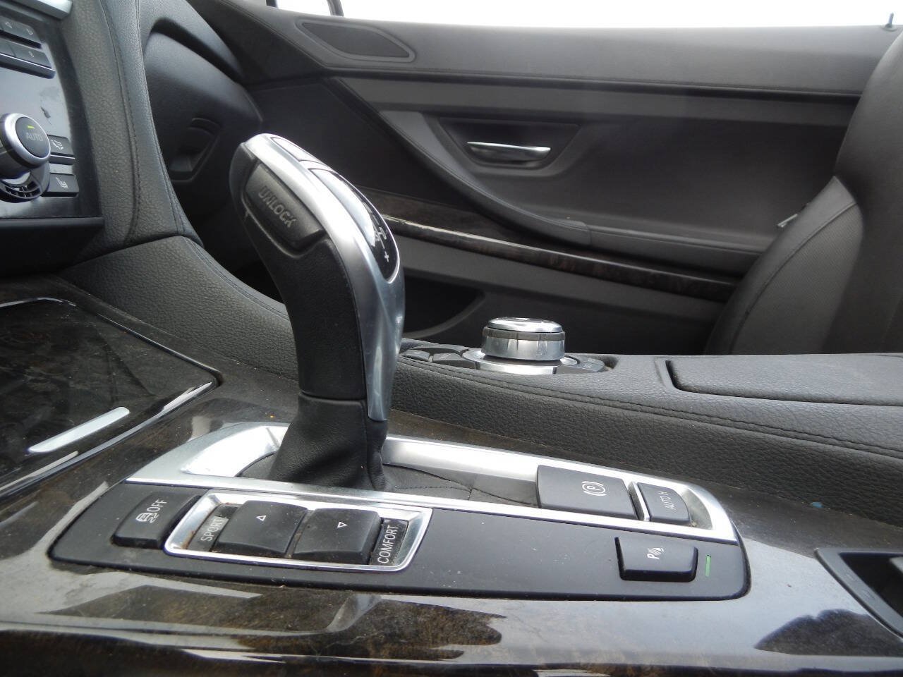 Used 2012 BMW 640i Convertible RWD image 35