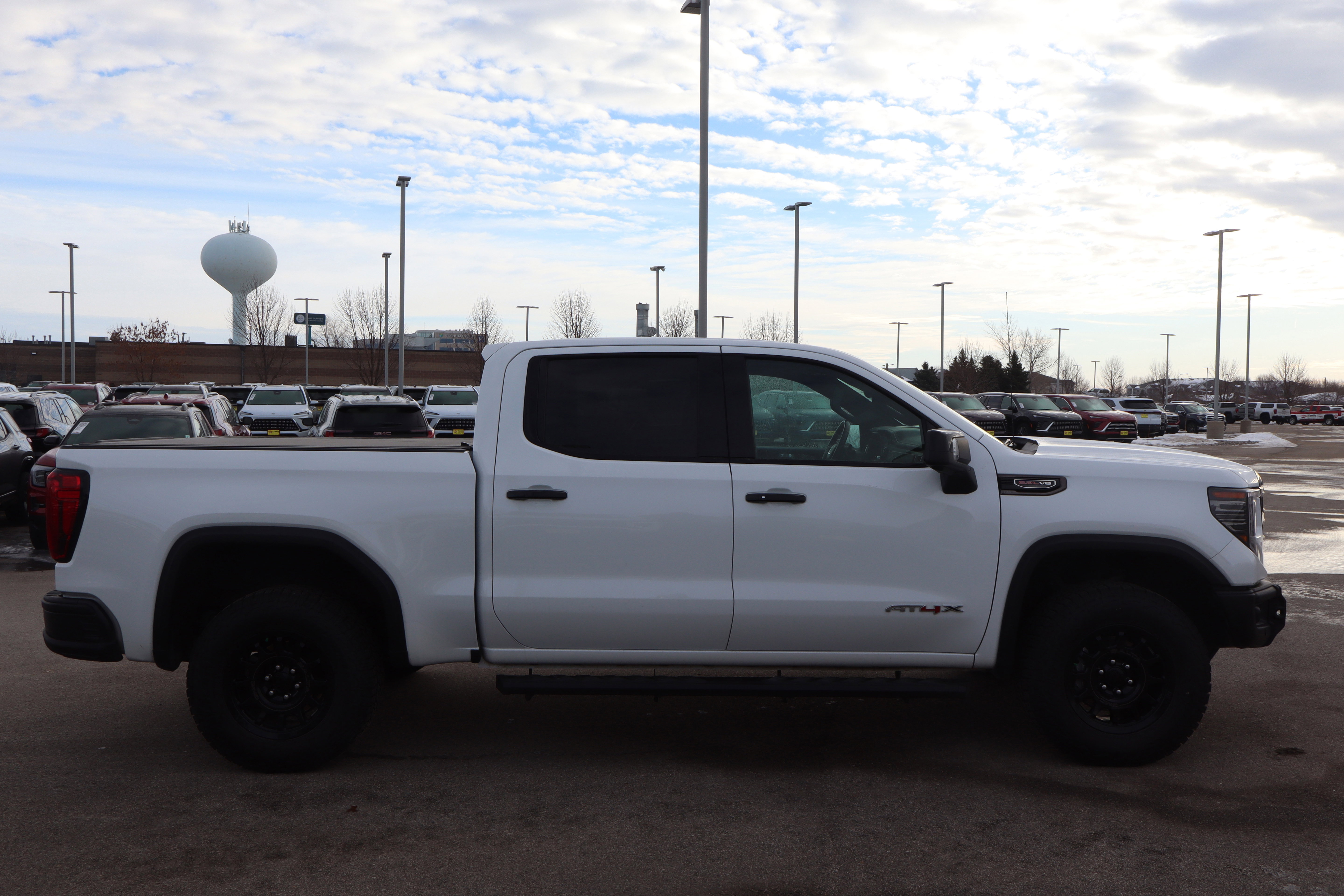 Certified 2023 GMC Sierra 1500 AT4X w/ AT4X AEV Edition image 8