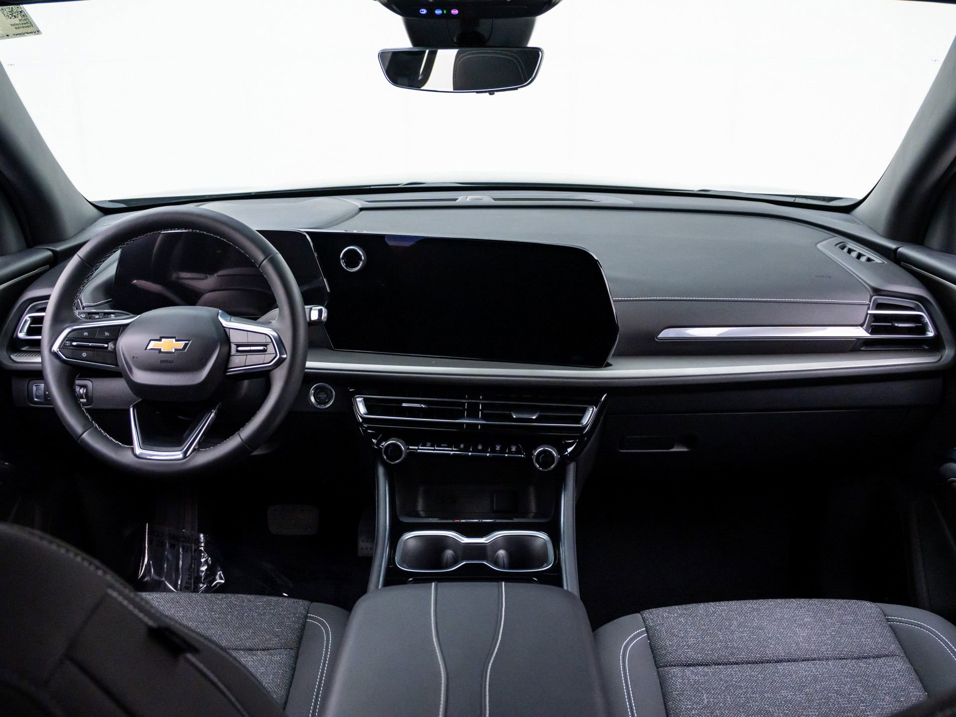 Used 2026 Chevrolet Traverse LT w/ Driver Confidence Package FWD image 9