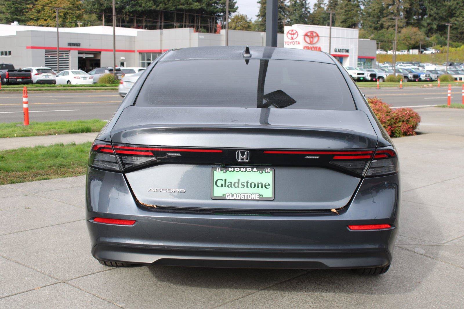 Used 2024 Honda Accord EX image 3