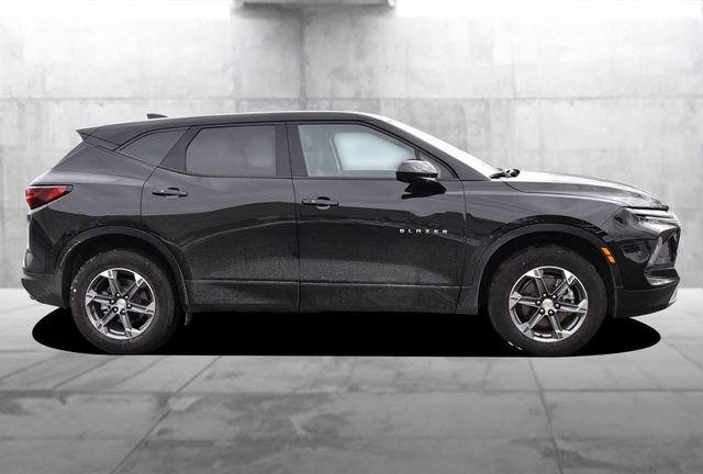 Used 2025 Chevrolet Blazer LT image 5