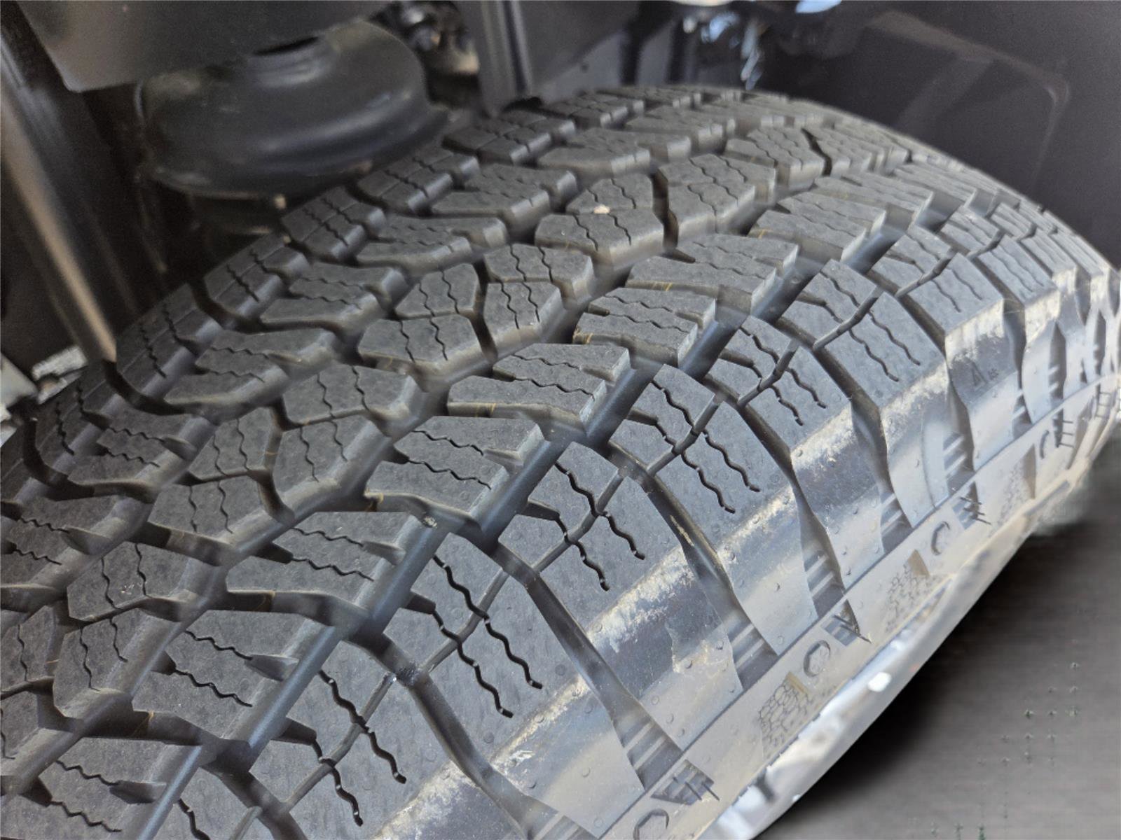 New 2025 Jeep Wrangler Sport S image 34