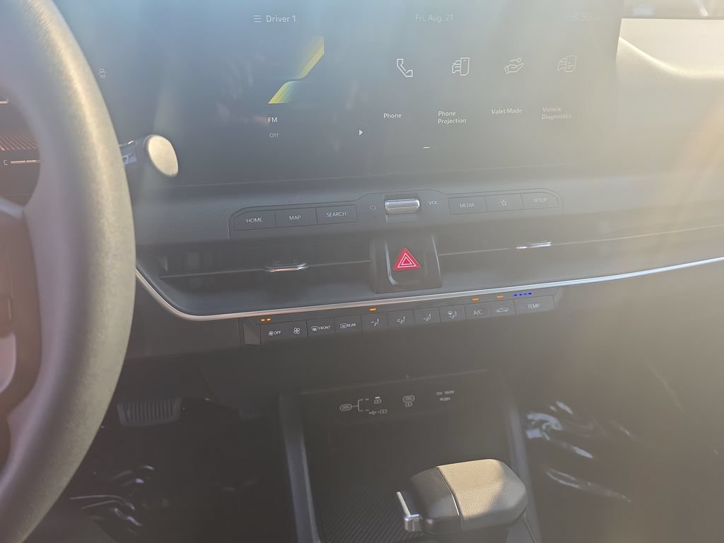 Used 2025 Kia K4 FWD image 12