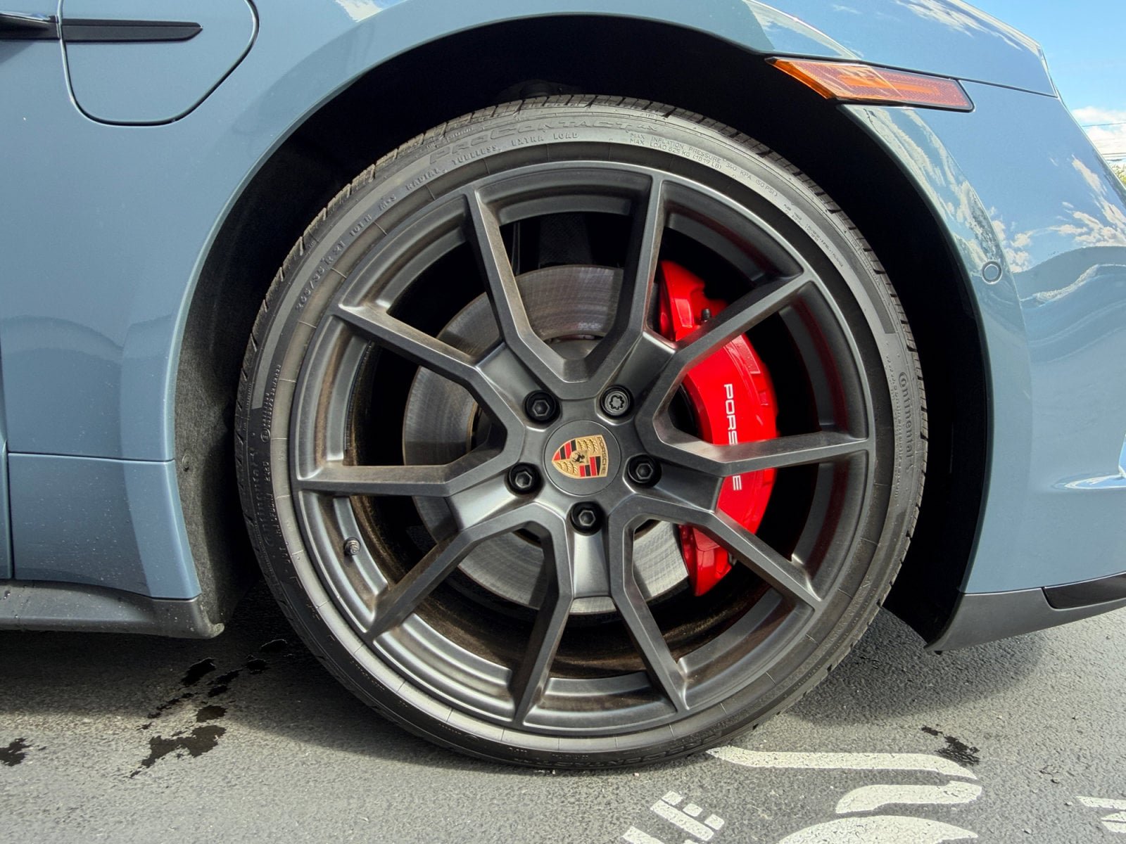 New 2026 Porsche Taycan GTS AWD/4WD image 8