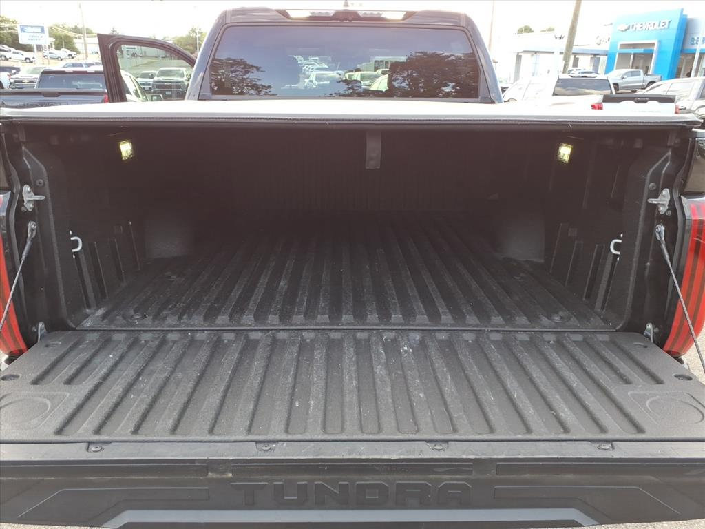 Used 2023 Toyota Tundra Limited AWD/4WD image 12