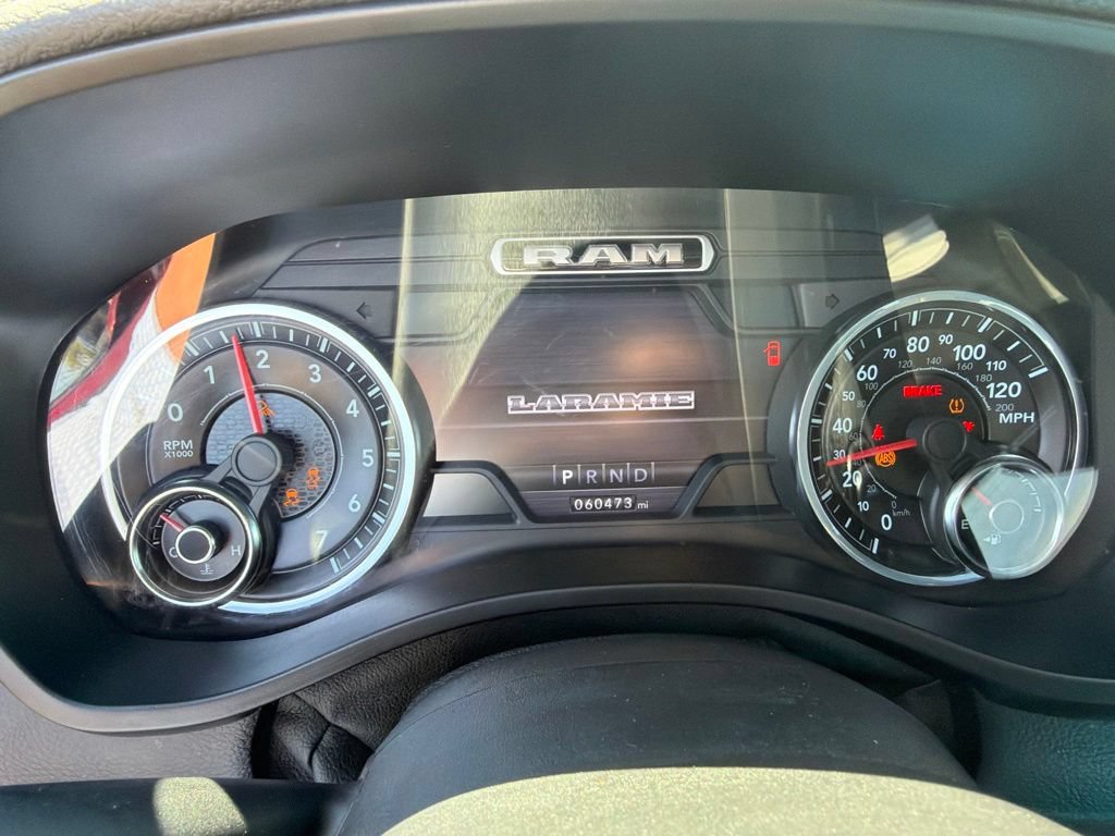 Used 2019 RAM 1500 Laramie w/ Sport Appearance Package AWD/4WD image 6