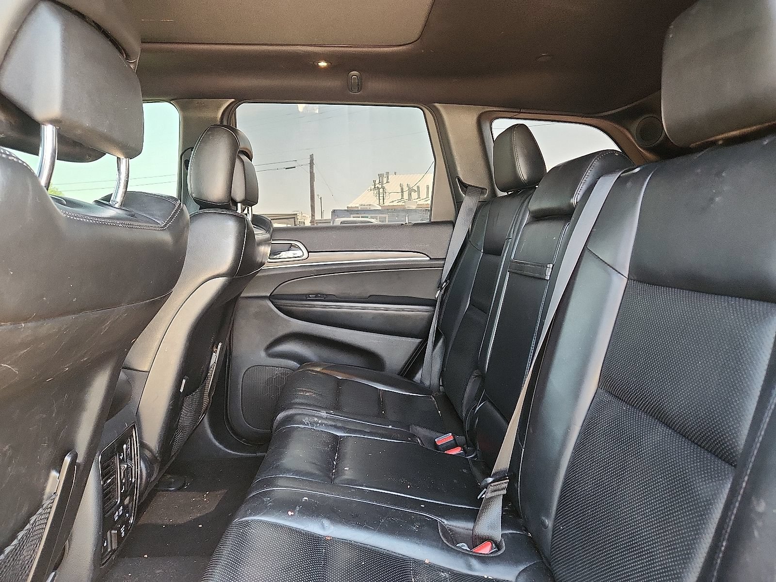 Used 2020 Jeep Grand Cherokee Limited w/ Luxury Group II AWD/4WD image 6
