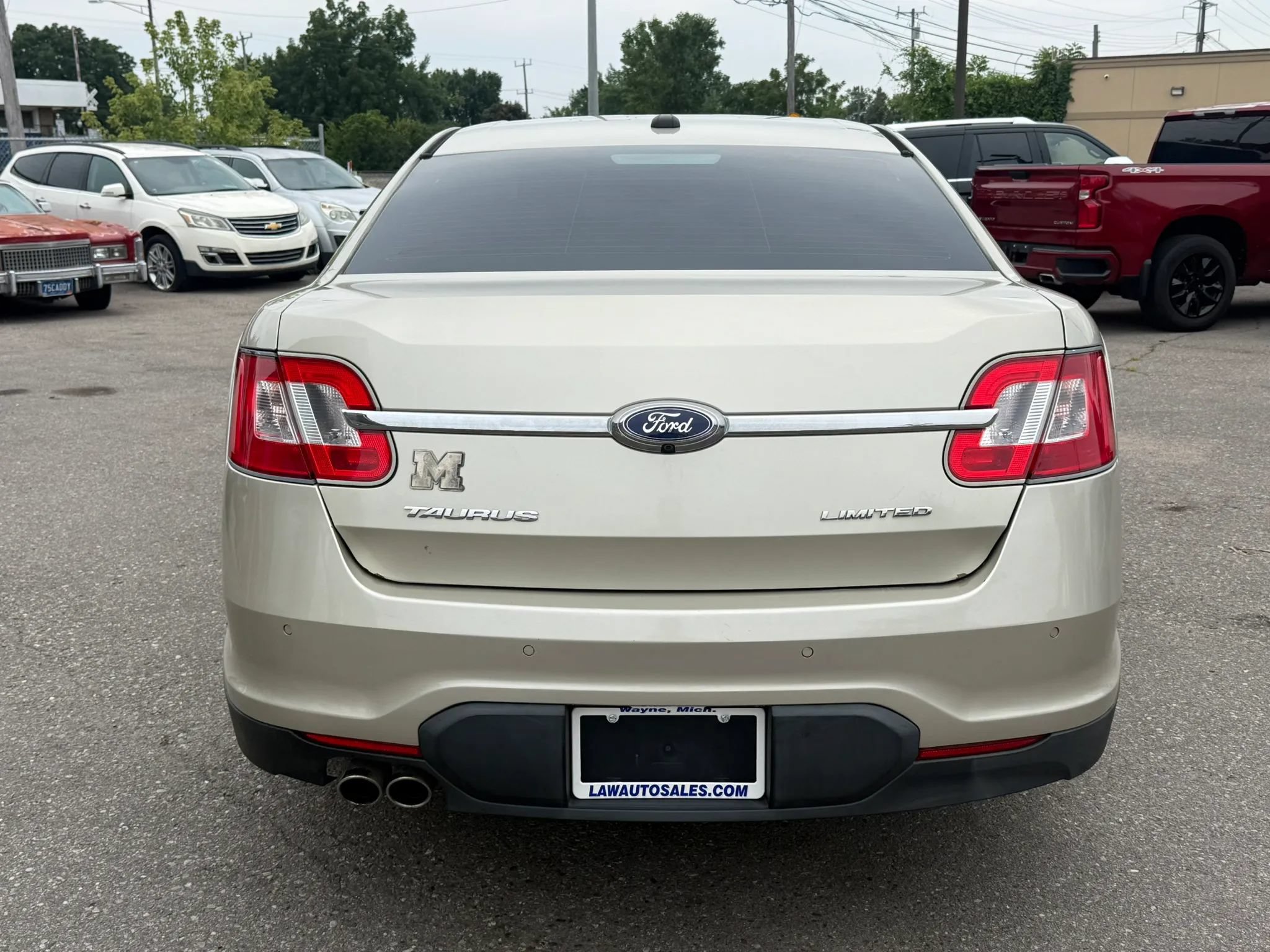 Used 2011 Ford Taurus Limited w/ 301A Rapid Spec Order Code FWD image 6