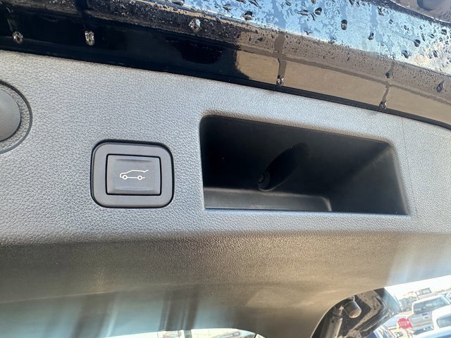 New 2025 GMC Terrain Elevation w/ Elevation Premium Package image 15