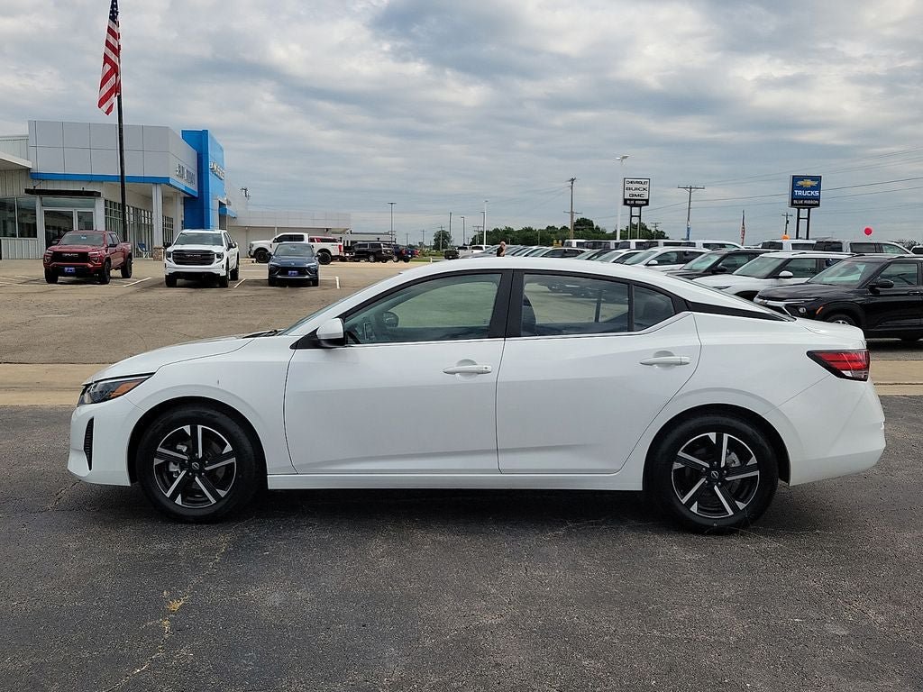 Used 2024 Nissan Sentra SV FWD image 3