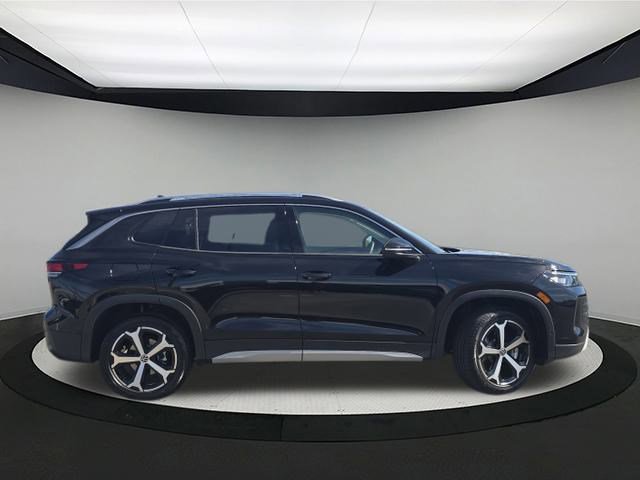 New 2025 Volkswagen Tiguan SE image 8