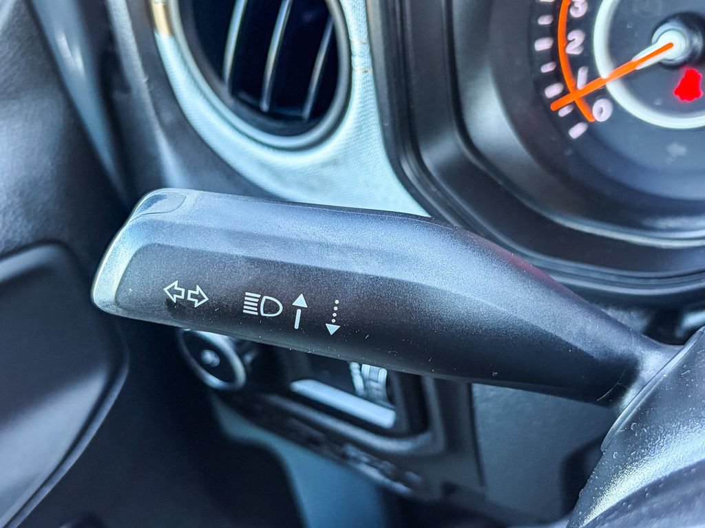 Used 2025 Jeep Wrangler Sport AWD/4WD image 47