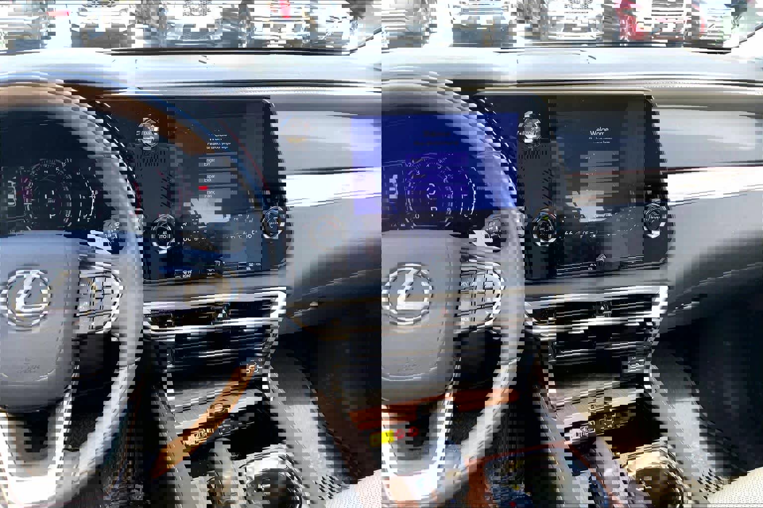 Used 2024 Lexus RX 350 Premium w/ Accessory Package image 7