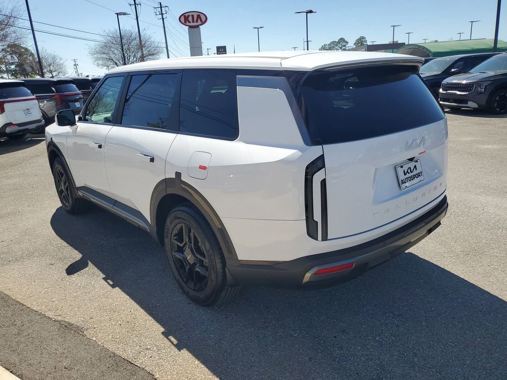New 2027 Kia Telluride LX image 3
