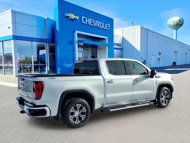 Used 2020 GMC Sierra 1500 SLE w/ SLE Convenience Package AWD/4WD image 3