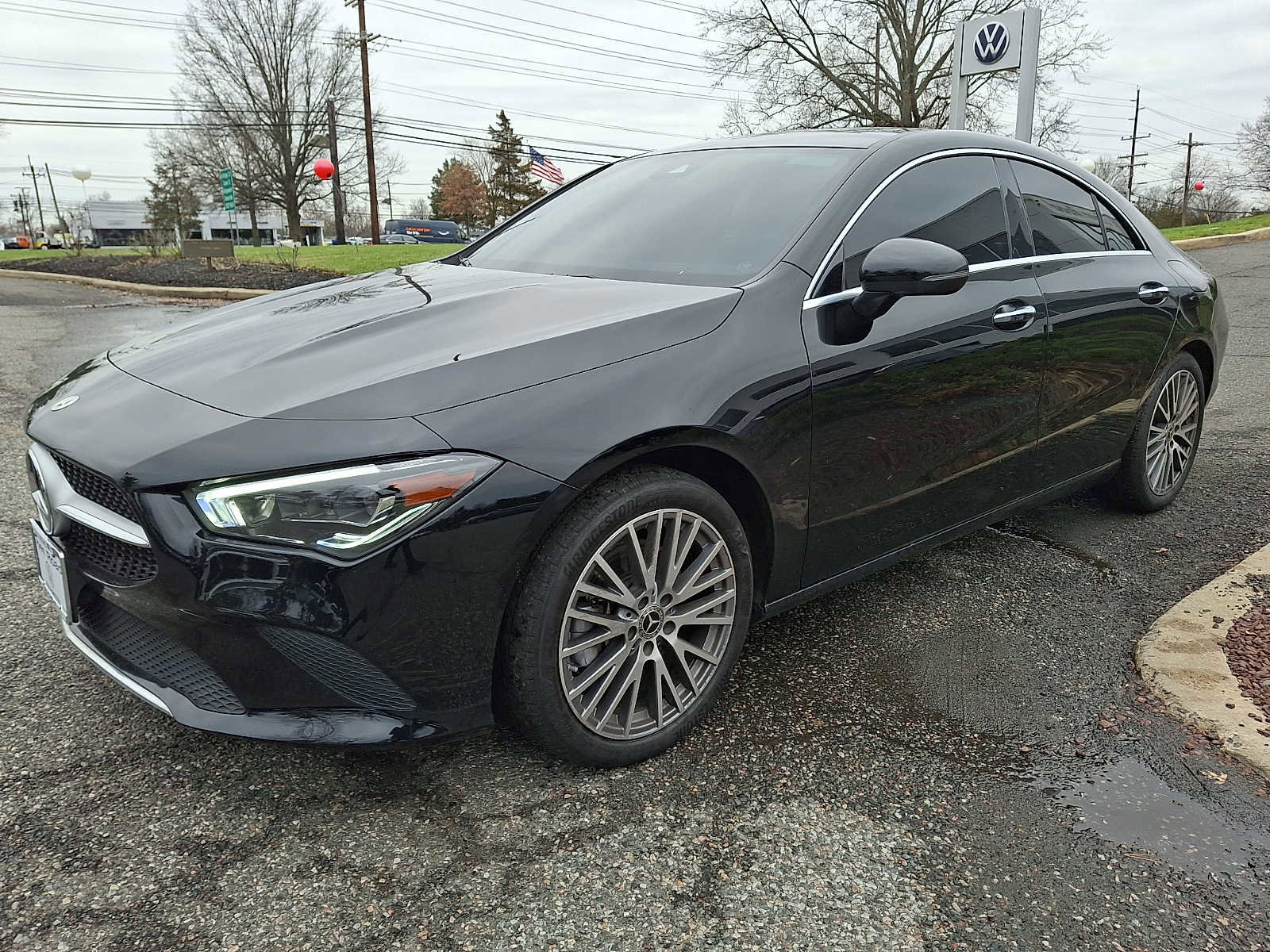 Used 2022 Mercedes-Benz CLA 250 4MATIC w/ Premium Package Lite image 3