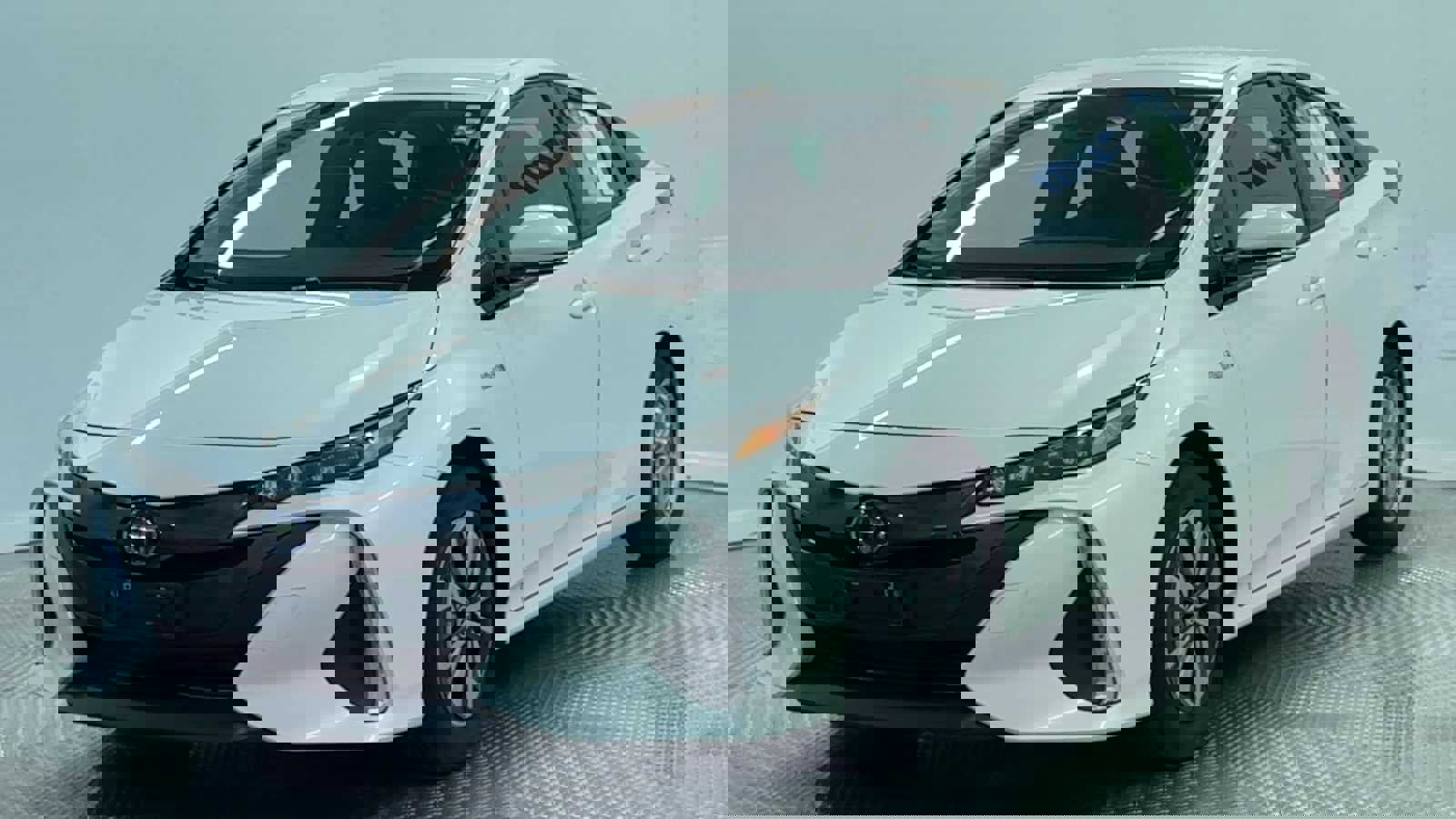 Used 2018 Toyota Prius Prime Premium image 4